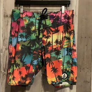 Volcom Colorful Los Angles Palm Print Board Shorts